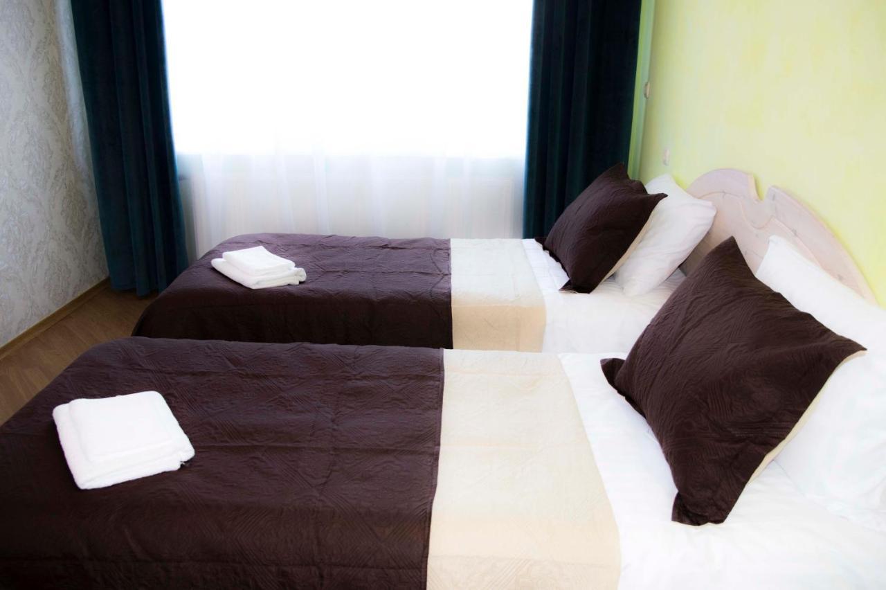 Lovely 2-Bedroom Flat In Siauliai Ngoại thất bức ảnh